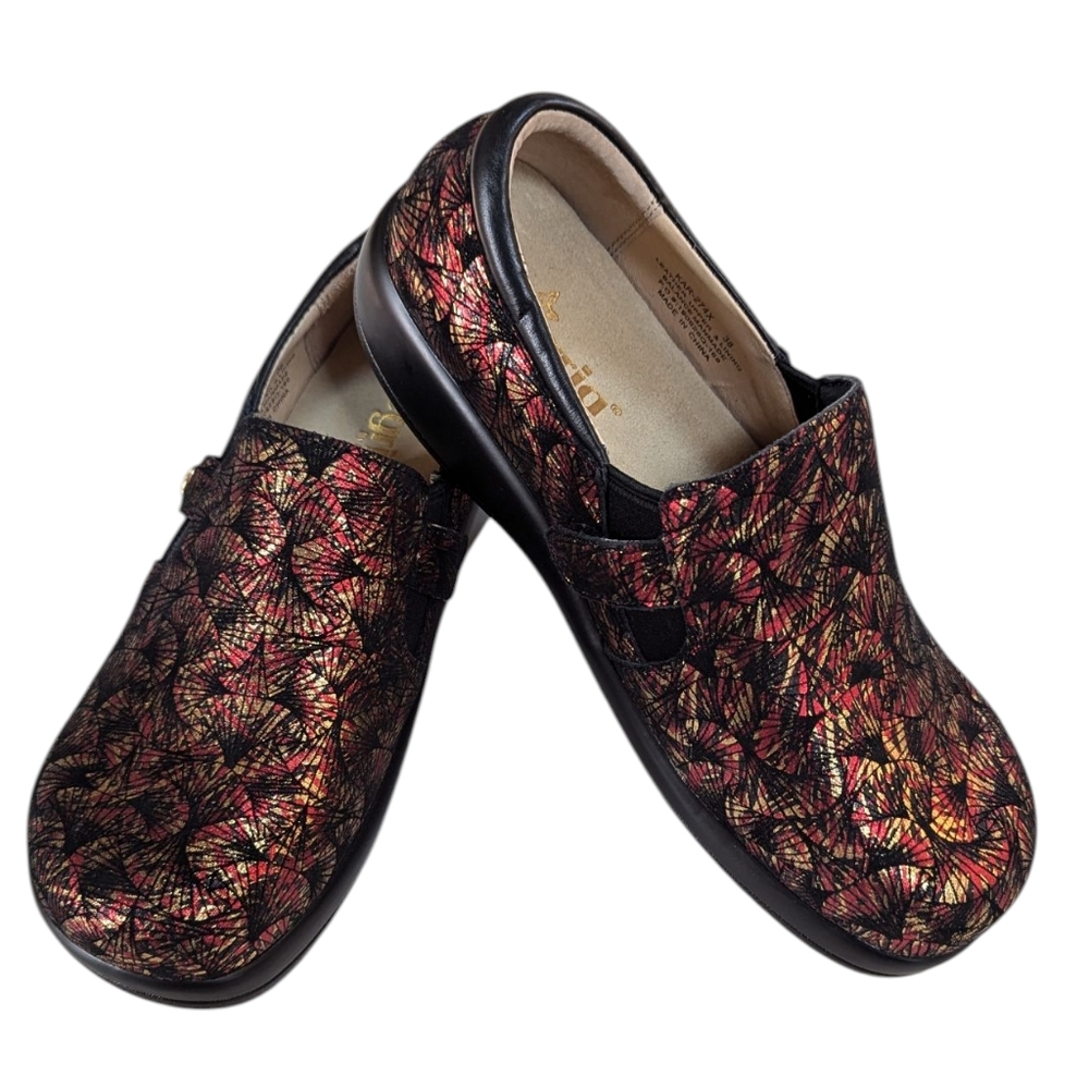 Algeria, Kara, Metallic,Red Black And Gold Clogs. Euro 38/US 8-8.5
